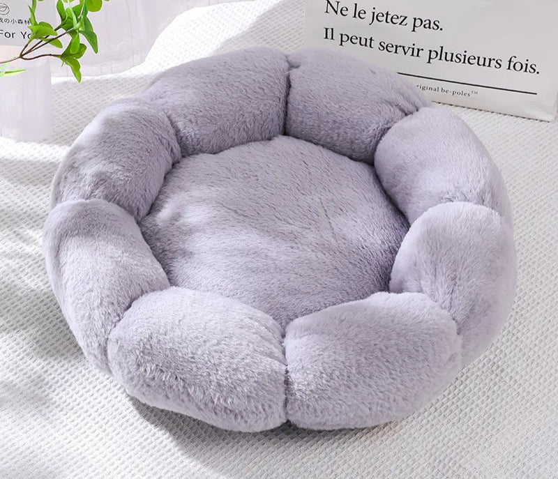 coussin-pour-chat-moelleux-gris