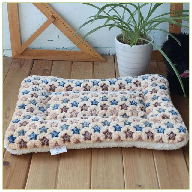coussin-pour-chat-tapistoudou-marron-etoile