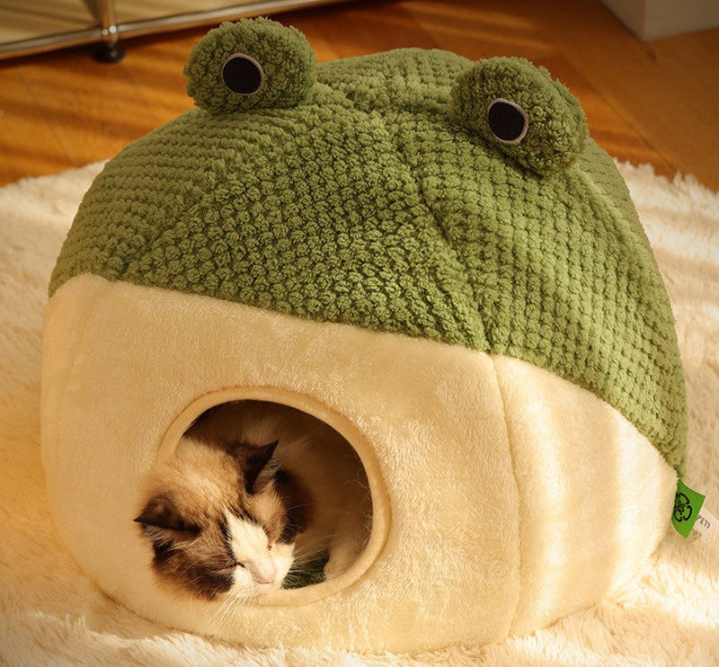 niche-pour-chat-grenouille-pratique